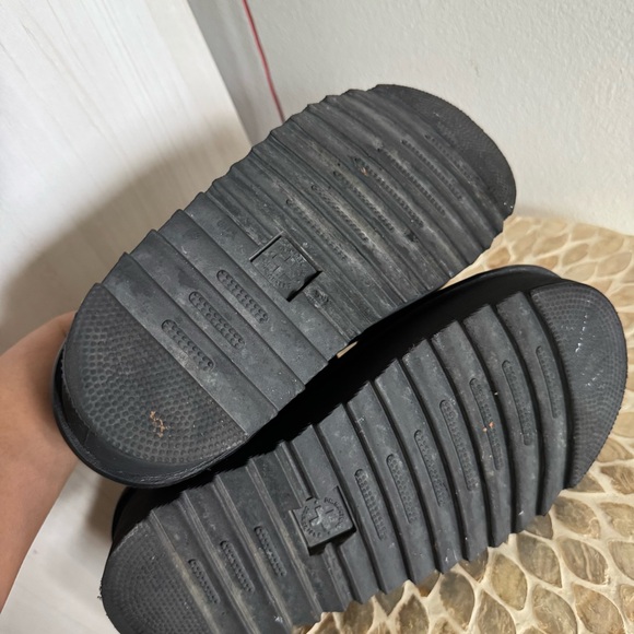 Dr Martens Black Voss Quad Platform Hydro Leather Sandals size 7 - Picture 10 of 10